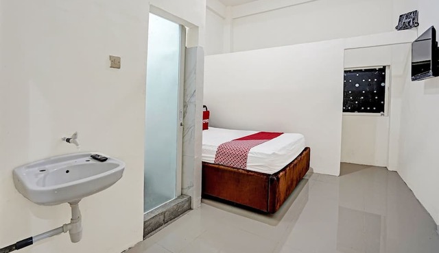 Hotel O Grand Syariah Hagawa Lamongan Near SPORT CENTER LAMONGAN
