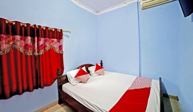 OYO 90922 Gurusinga Guesthouse in Medan