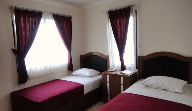 KARSA UTAMA HOTEL