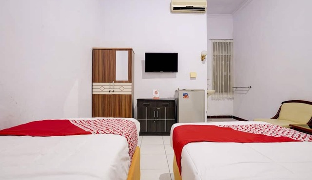 OYO 90118 Hotel Diamond Syariah in Subang