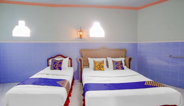 SPOT ON 90100 Hotel Kediri Bandungan