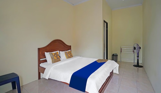 Hotel O Arfan HouseNearDanau Ranau in Muaradua