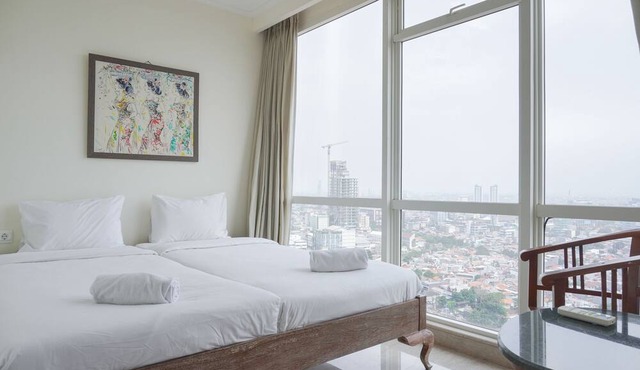 Nice And Elegant 2Br At 26Th Floor Menteng Park Apartment