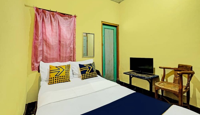 SPOT ON 92414 Hotel Pereng Sari