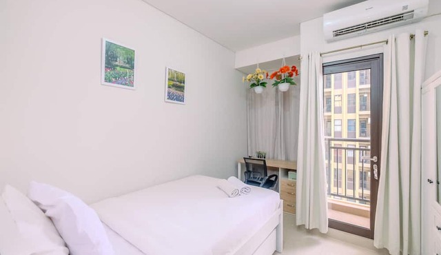 Minimalist And Cozy Studio (No Kitchen) Transpark Cibubur Apartment in Bekasi