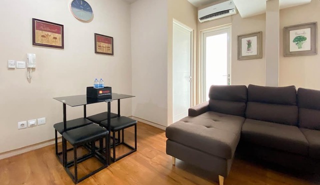 Comfort And Elegant 4Br Combined At Springlake Summarecon Bekasi Apartment