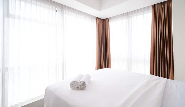 Nice 3Br Connected To Mall At Grand Sungkono Lagoon Apartment