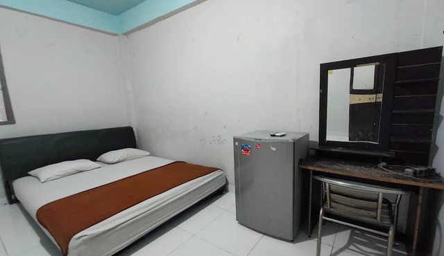 Hotel O Losmen Bahalap Syariah MarabahanNearSiring Marabahan (Ulek Barito) in Banjarmasin