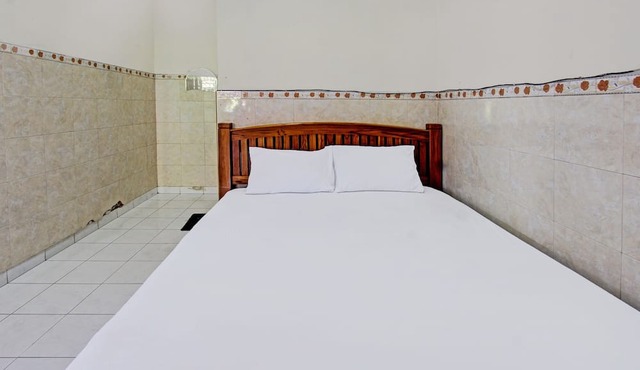 Hotel O Astri Homestay