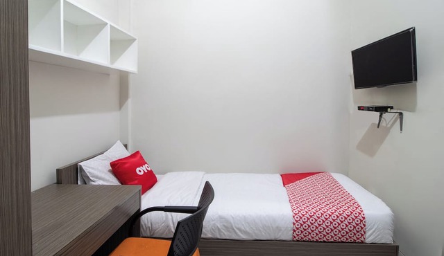 OYO 3253 Sofia Residence