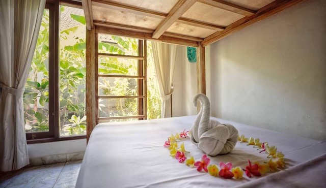 Kirana Homestay - Breeze Bungalow in Karangasem