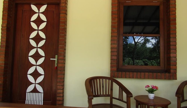Nia Maretta House Syariah