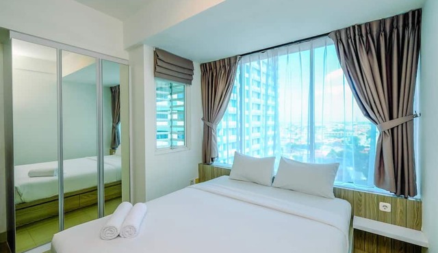 Fully Furnished With Comfy Design Studio Grand Kamala Lagoon Apartment