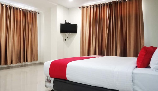 OYO 2382 Wisata Hotel in Samosir
