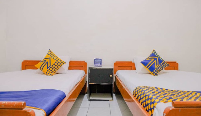OYO Life 2638 Hotel Raya
