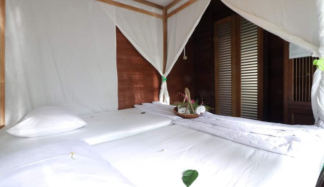 NILA HOUSE, Sharia Family Home Stay