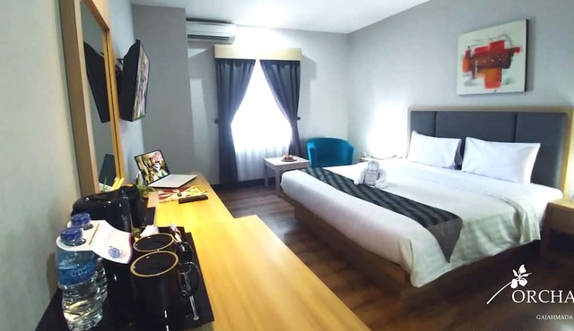 Orchardz Hotel Gajahmada Pontianak in Pontianak