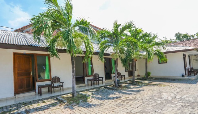 SPOT ON 2422 Hotel Moga Sari