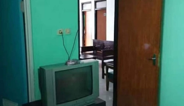 Hotel Teratai Putih in Baturaden
