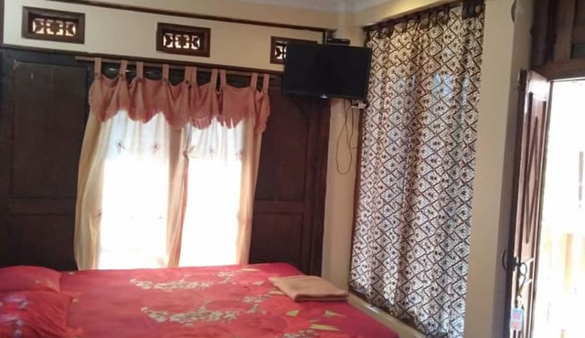Penginapan BoB Home