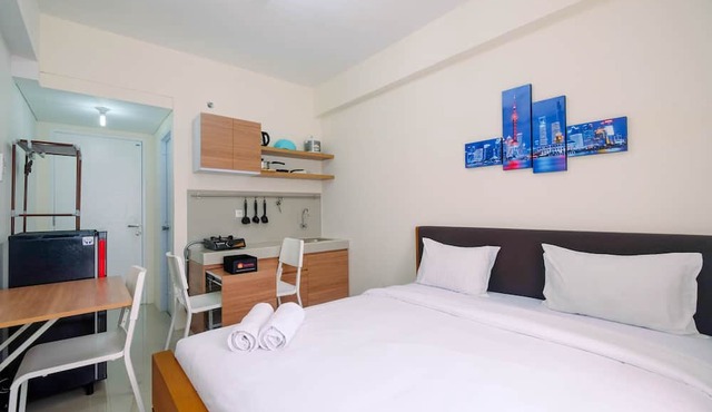 Homey Studio Apartment @ Bogorienze Resort