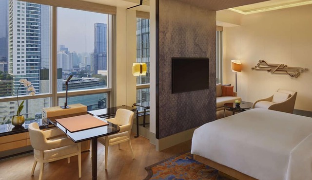 Keraton at The Plaza, The Unbound Collection by Hyatt