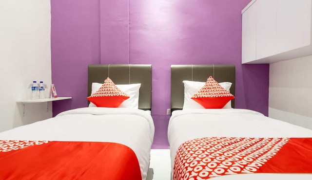 Hotel O Royal Guest House in Medan