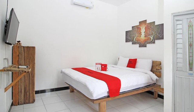 RedDoorz Syariah near Akmil Magelang