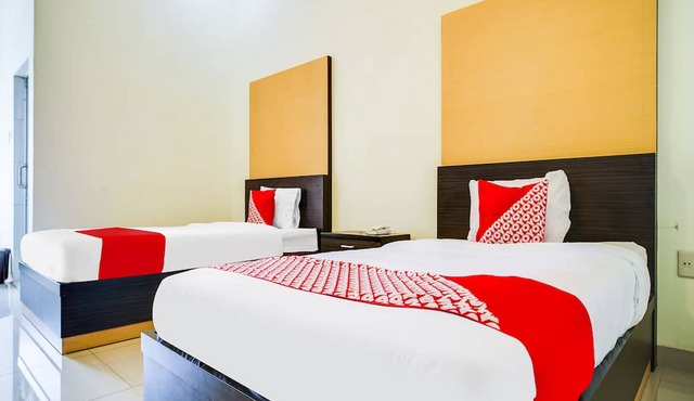 Capital O 540 Esther Hotel in Siborongborong