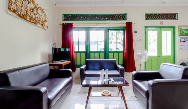 Bahagia Sederhana Home Stay - Hostel