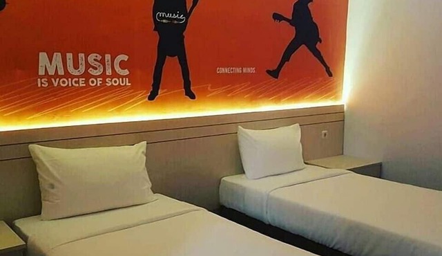Front One Inn Sidoarjo in Sidoarjo