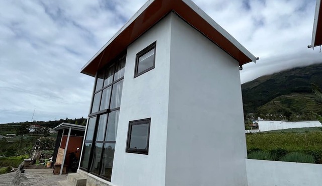 Krincing Hills Cabin in Kebonlegi