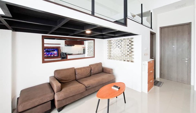 Classic Comfy Studio Loft At Apartment Bintaro Icon
