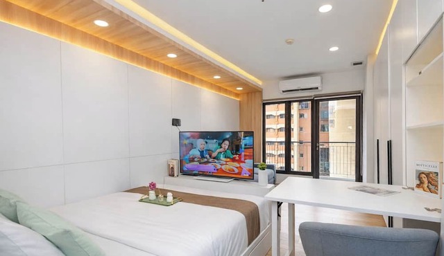 Tranquil Studio At Tamansari Semanggi Apartment