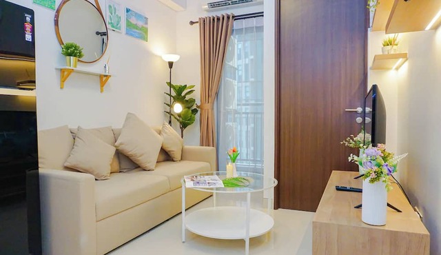 Comfortable And Contemporary 2Br At Apartment Transpark Cibubur