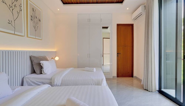 Villa Ease - Nusa Dua