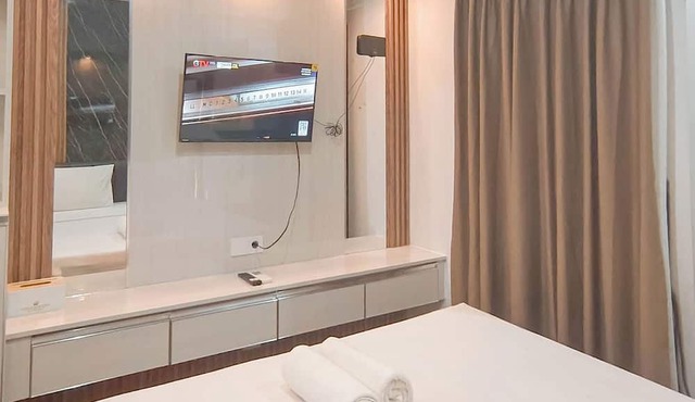 Cozy Living Studio At Apartment Delft Ciputra Makassar in Makassar