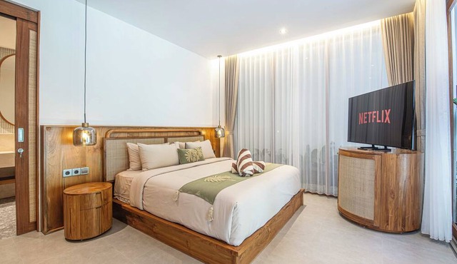 Luxury 2BR Retreat Jungle View Near Ubud Center