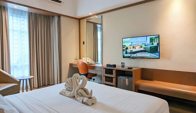Astanaraya Suites Hotel in Jakarta