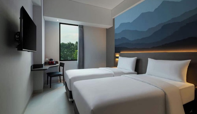 Hotel Neo Kota Baru Parahyangan