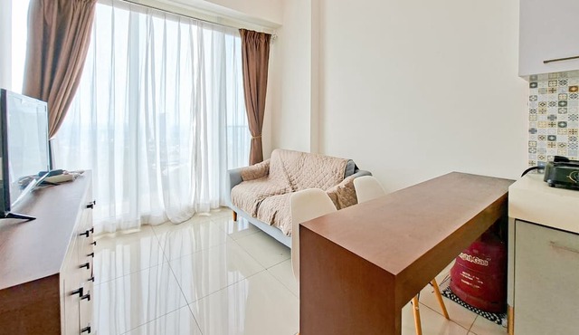 Simple Look 1Br Apartment At Tree Park City Bsd