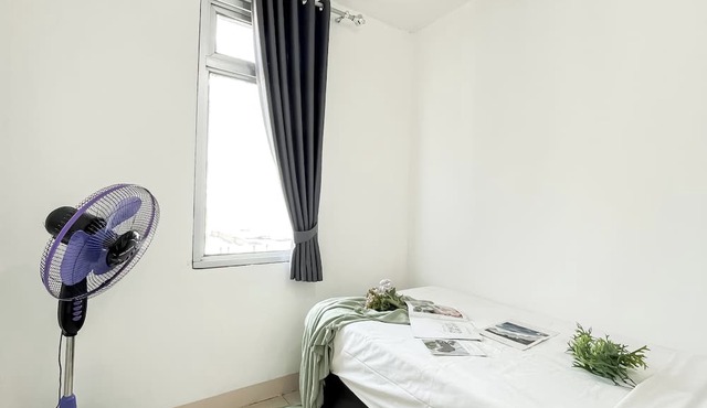 Basic 2Br Apartment At Green Bay Pluit