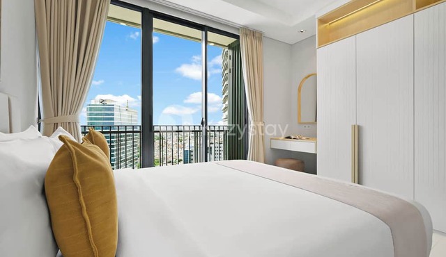 Hovin by Kozystay - Tebet