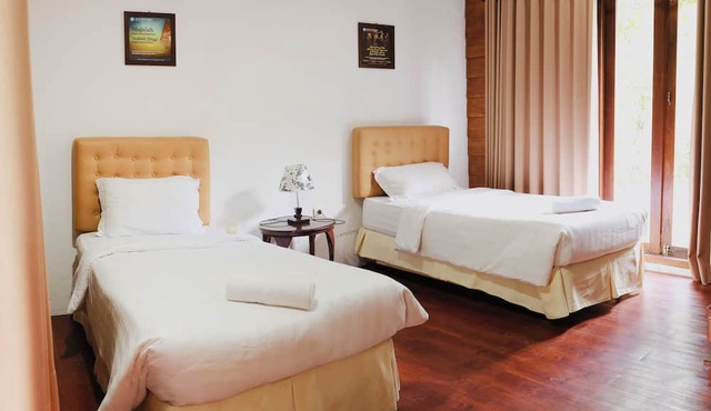 GIRI TENGAH RESORT BOROBUDUR