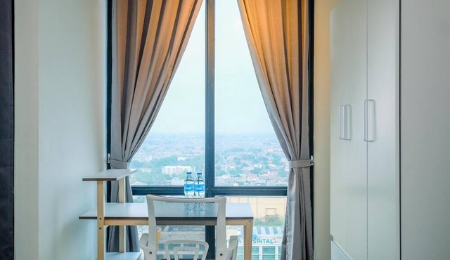 Comfy And Nice Studio At Lrt City Bekasi Apartment