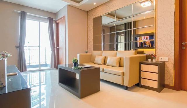 Modern And Spacious 2Br Apartment Green Bay Condominium