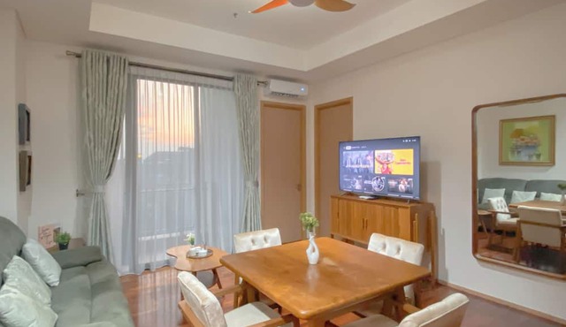 Warm And Cozy 2Br At Samara Suites Apartment