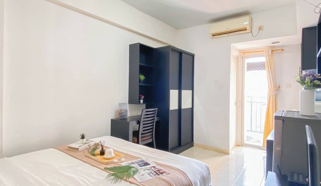 Minimalist Studio Apartment At Margonda Residence 2 in Depok