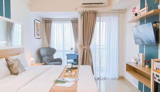 Cozy And Modern Style Studio At Grand Dhika City Apartment