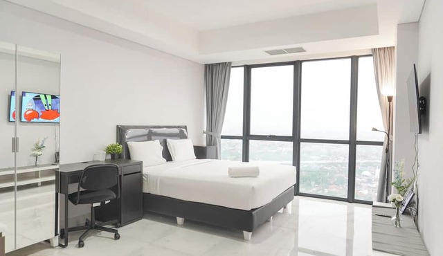 Cozy and Elegant Studio The Smith Alam Sutera Apartment in Tangerang
